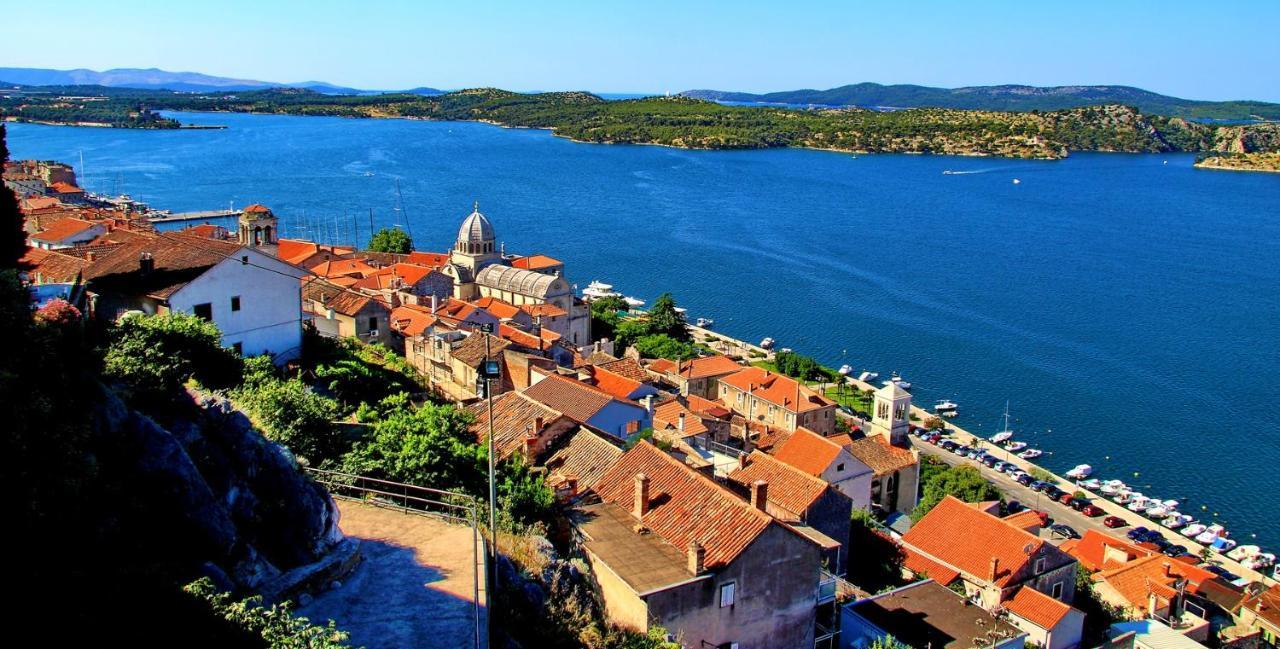 Apartments Tare, Free Parking Vodice Exterior photo